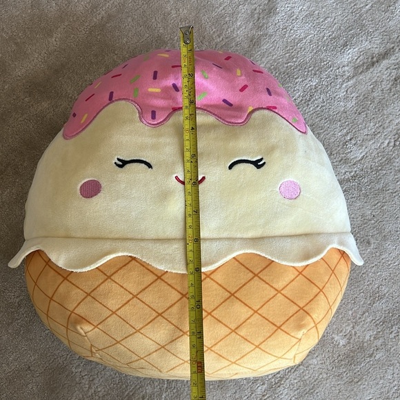 Squishmallows 2021 CLARA 11" Pink Ice Cream Cone Plush- Kellytoy - Picture 5 of 5